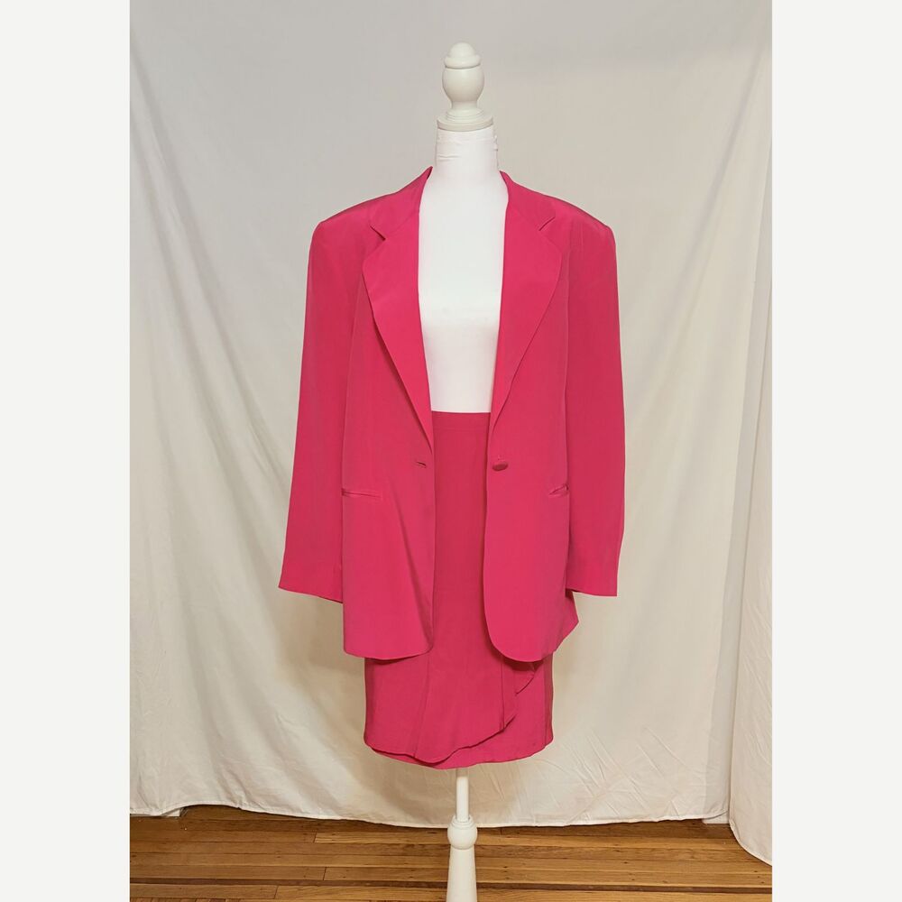 Hot Pink Vintage 1980s Skirt Suit | Spring Dopamine Corporatecore